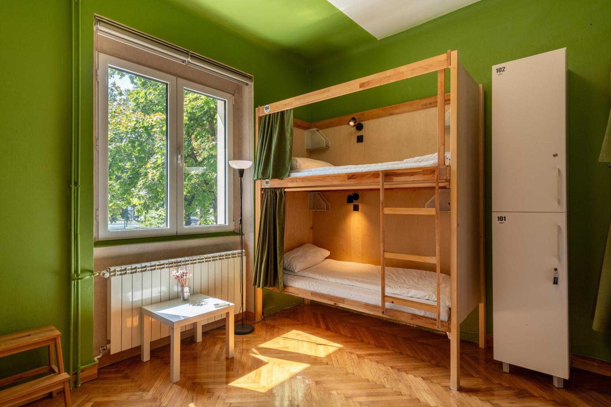 Cabbage Hostel Belgrade Extérieur photo