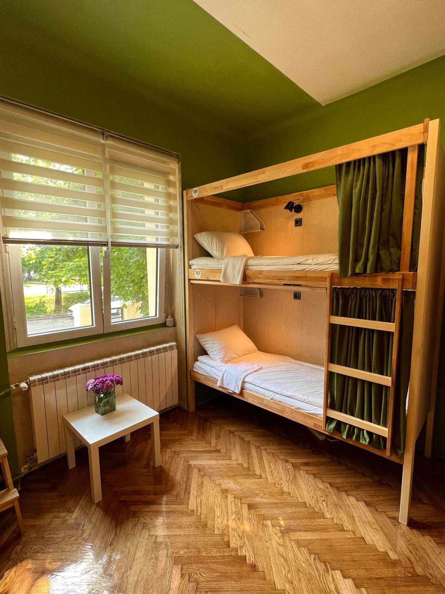 Cabbage Hostel Belgrade Extérieur photo